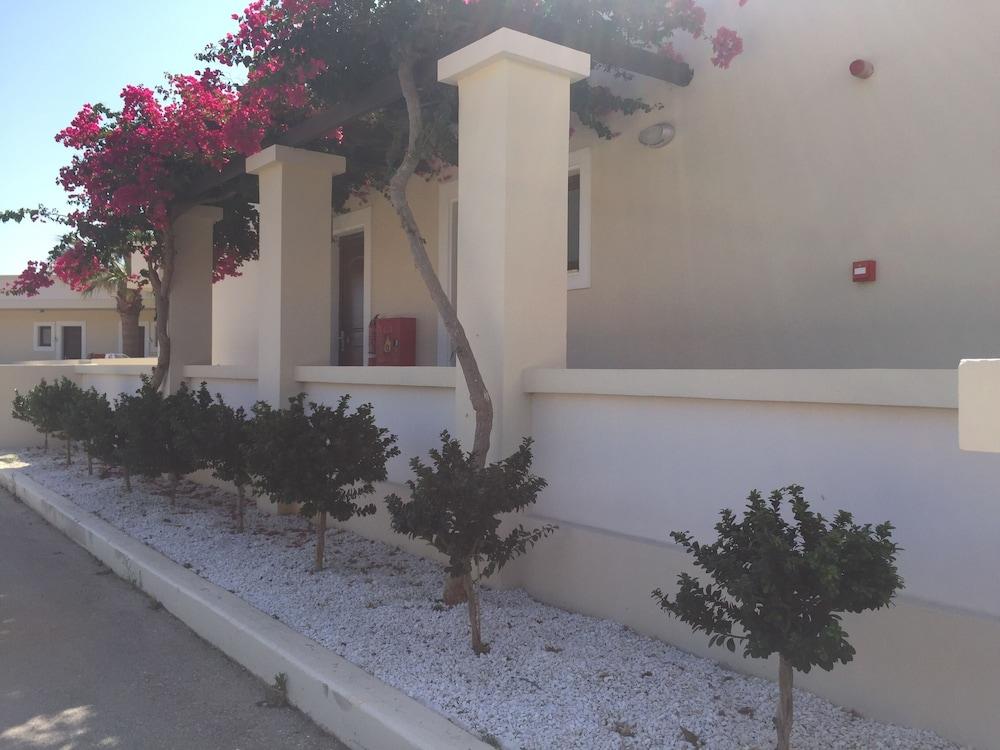 كوتاري Al Mare Villas المظهر الخارجي الصورة